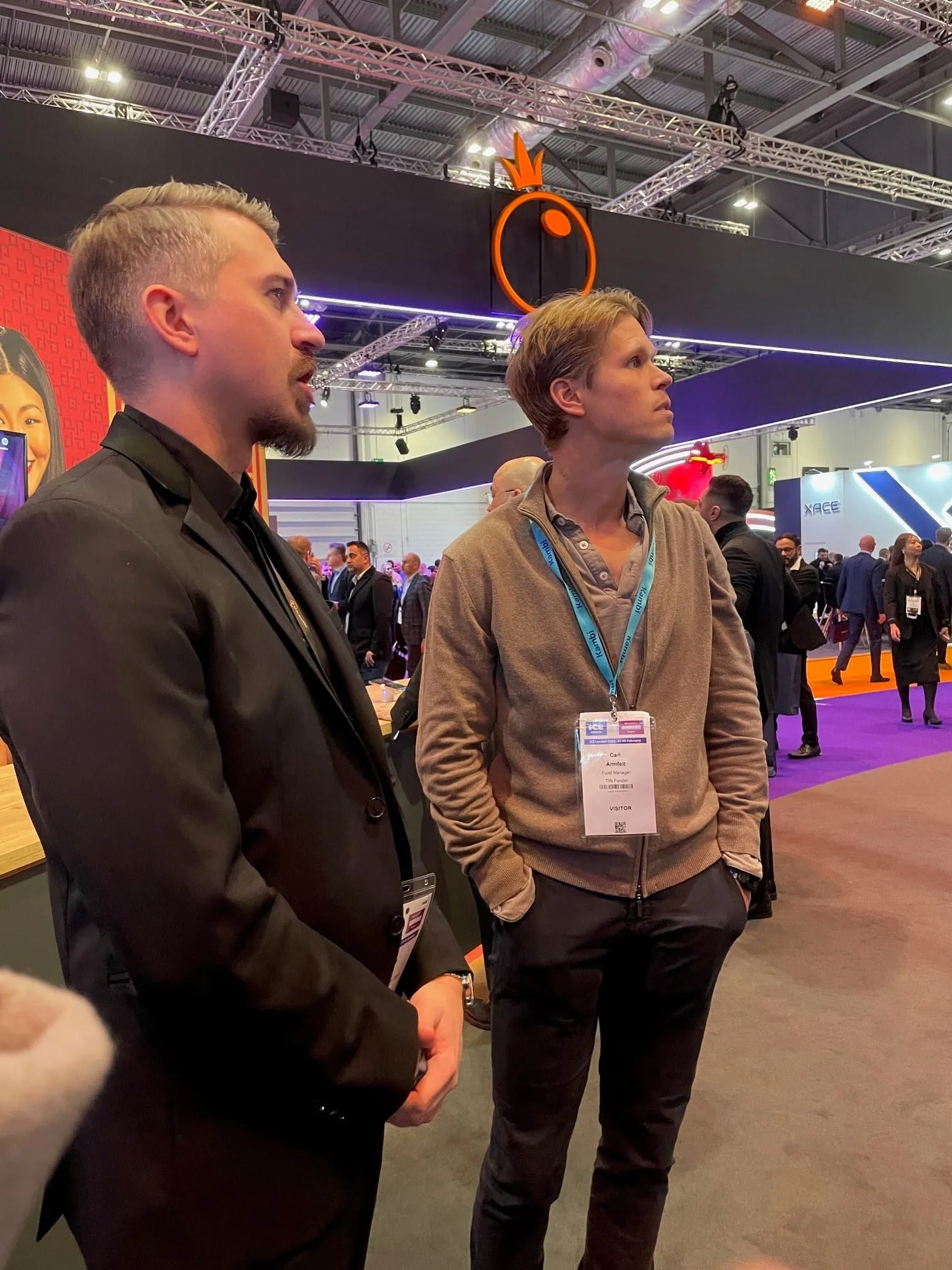 Carl Armfelt, TIN Fonder, får en presentation av Pragmatic Play